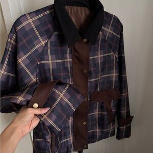 Lightweight Plaid Jacket with Brown Accents
